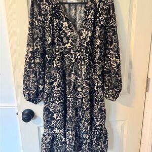 Sonoma Black and Cream Floral Long Sleeve Dress